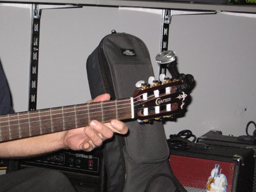 Анатолий Семочкин - Испанская гитара. Использование достижений испанской гитары в блюзе и при игре на бас-гитаре, или как станцевать Венский вальс под ритм "шаффл". научиться играть и петь мастер-класс