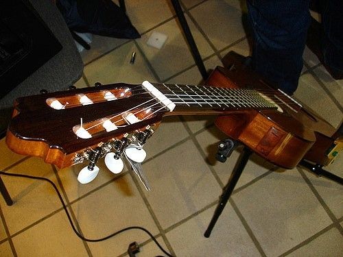 Анатолий Семочкин - Игра на испанской гитаре во всех стилях. научиться играть и петь мастер-класс