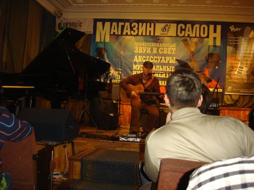 Юрий Матвеев - Гитарист - один за всех. Основы ритмики. Игра в малых составах. научиться играть и петь мастер-класс