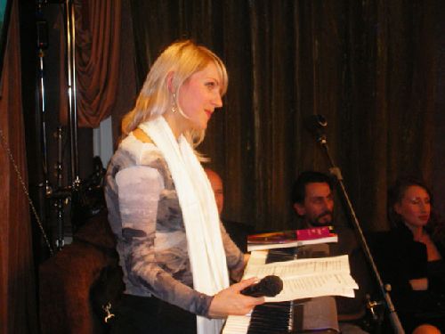 Светлана Зуева - Запись вокала в студии. научиться играть и петь мастер-класс