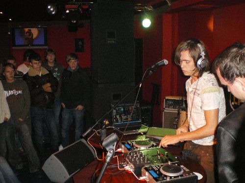 LP-Studio -  DJ.  . PR    DJ'.     NUMARK.     -