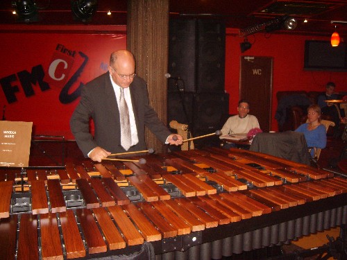 Robert van Sice (Роберт Ван Сайс - США, Голландия) - Маримба - инструмент неограниченных возможностей. Использование маримбы в современной музыке. научиться играть и петь мастер-класс