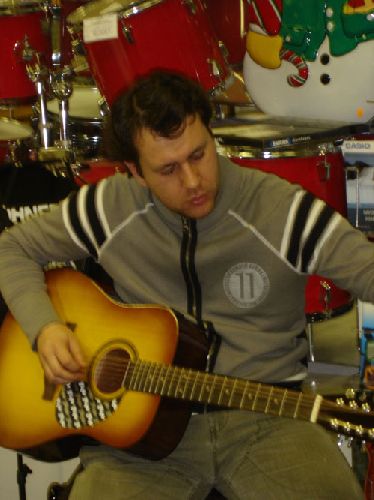 Михаил Лисов - Типы и разновидности гитар. Правильный выбор гитары. Классические и Вестерн гитары. научиться играть и петь мастер-класс