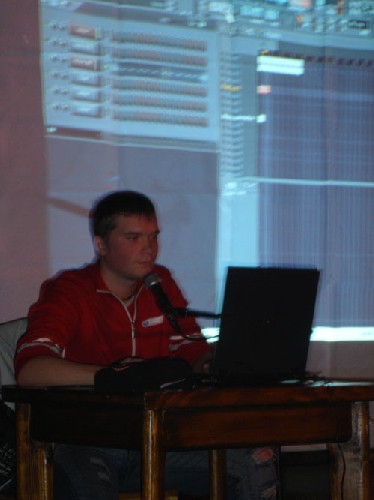 DJ Академия Action - Компьютерный DJ - элементарные знания, которыми должен обладать каждый DJ: работа с программами, написание электронной музыки на компьютере в домашних условиях, изготовление своего промо-микса, основы мастеринга. научиться играть и петь мастер-класс