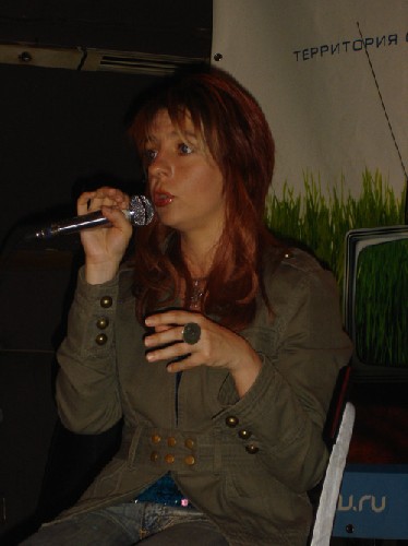 Екатерина Белоброва - Обучение техникам эстрадного и рок вокала научиться играть и петь мастер-класс