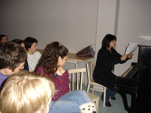 Михаэлла Штайнхауер - Вокальная джазовая импровизация. Развитие вокальной техники эстрадно-джазового направления научиться играть и петь мастер-класс